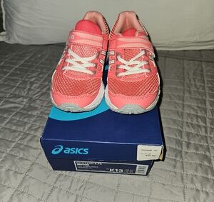 BNIB - Asics Kids Coral Sneakers K13